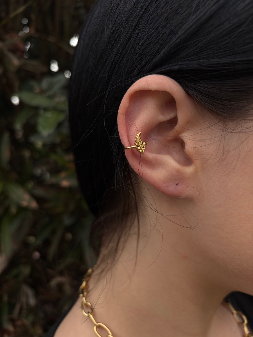 Bague d'oreille feuille dorée