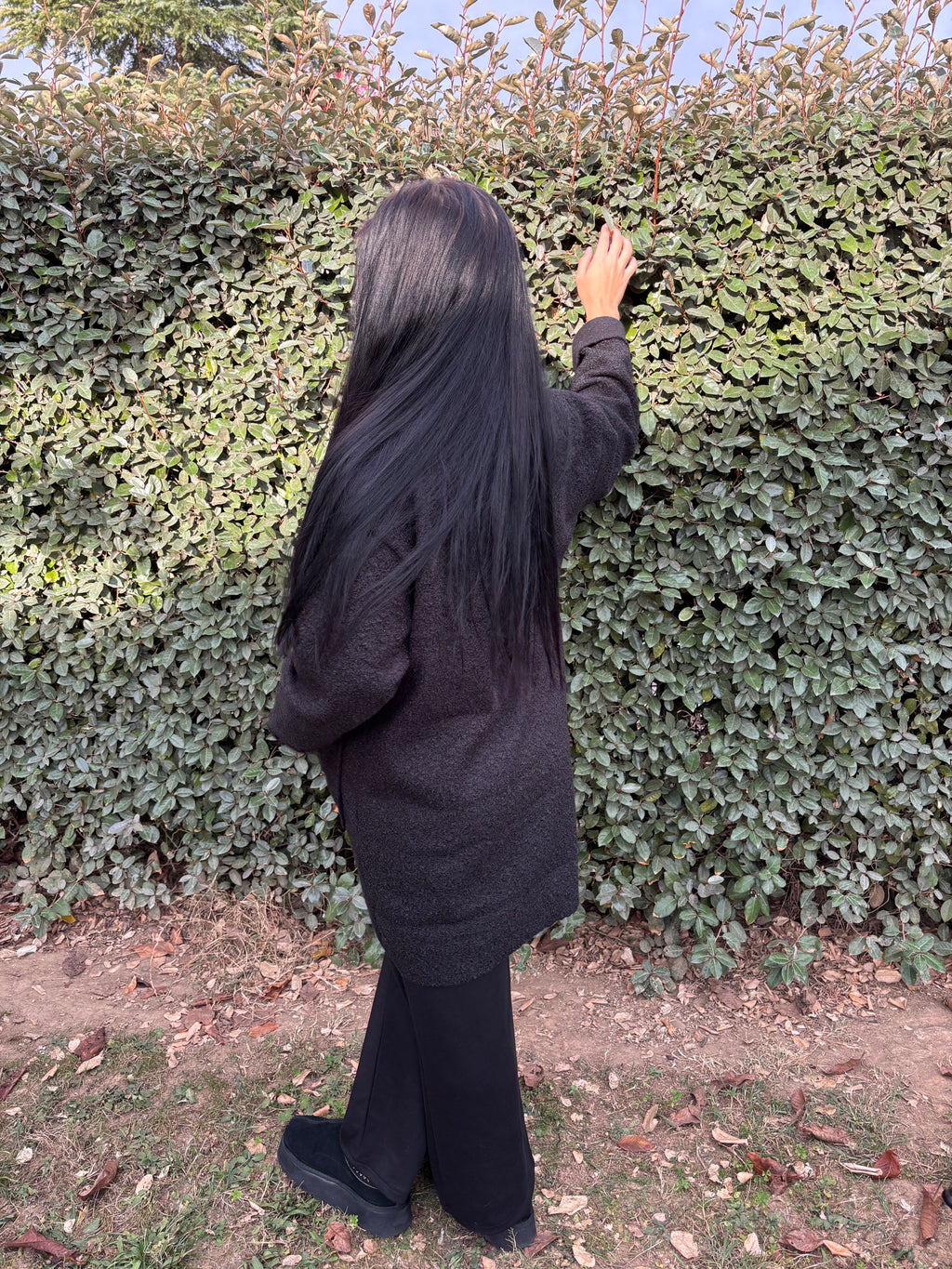 Veste Clara – longue à boutons dorés (Taille unique)